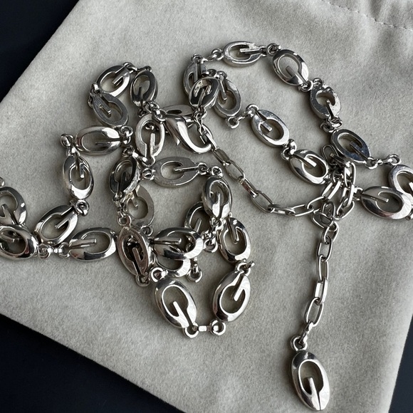 Jewelry - Elegant Silver G Chain Necklace or Belt